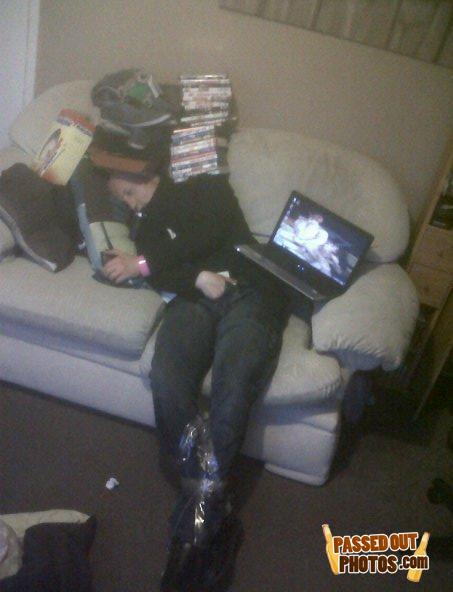 Passedoutphotos-com-52a0a0