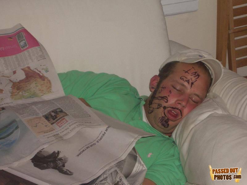 Passedout-photos-1219293889-8103
