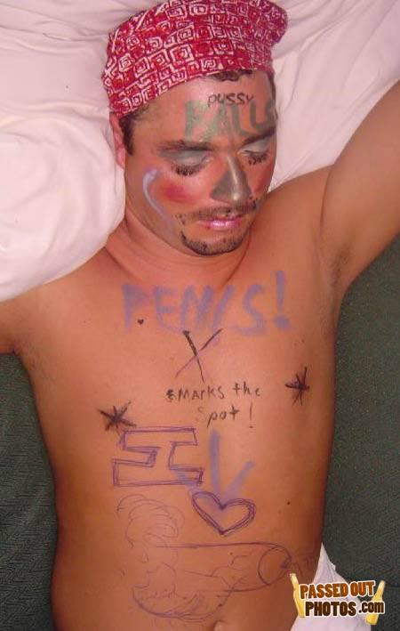 Passedout-photos-1219293889-32560