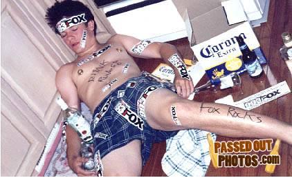 Passedout-photos-1219293891-17351