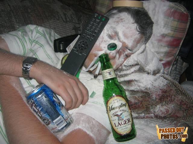 Passedout-photos-1219293900-22551