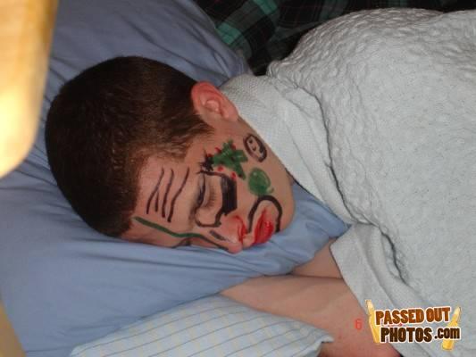 Passedout-photos-1219293901-9643