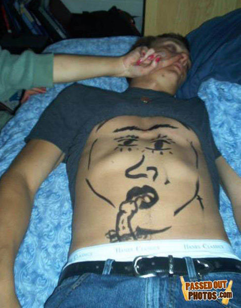 Passedout-photos-1219293913-98325