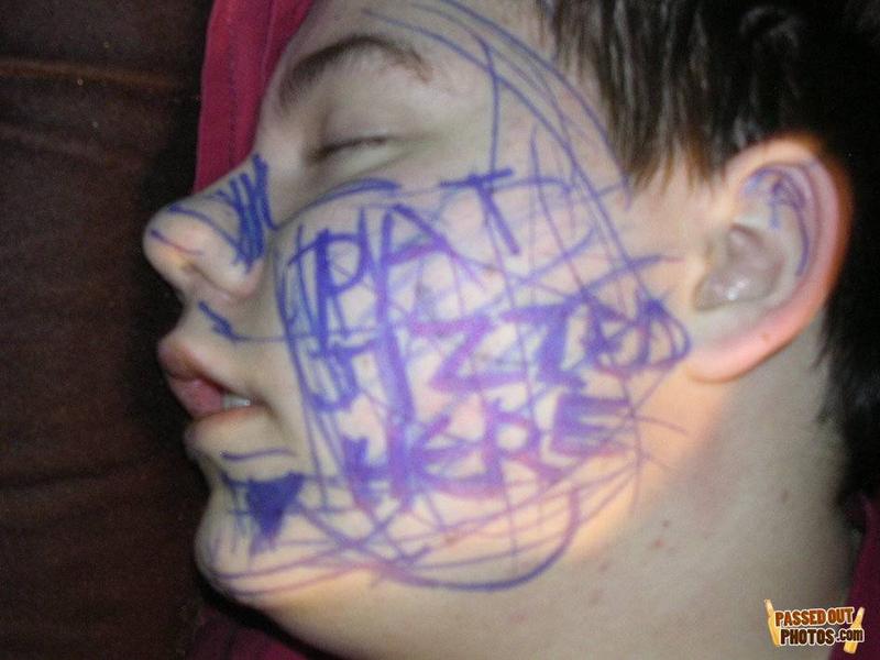 Passedout-photos-1219293922-57536